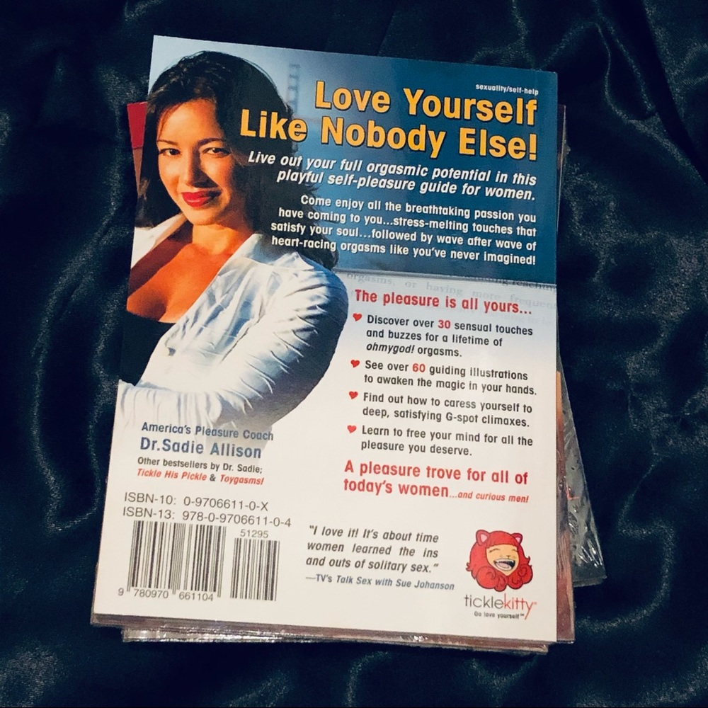 Tickle your Fancy - Sexual technique books Award winner Dr. Sadie Allison - Picture 3 of 5